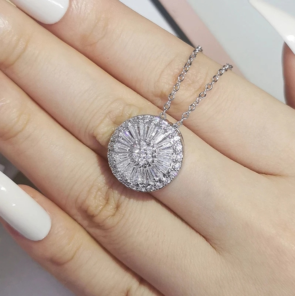 New Silver Charm Bohoo Round Pendant Necklace